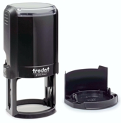 Round CLASSIX P16 self-inking stamp. Customize for the Holidays or Occasions.